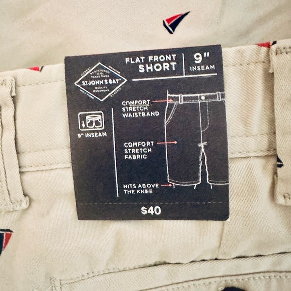 St. John's Bay Comfort Stretch Tan Khaki Shorts Nautical Pattern Men’s 40 NWT - Picture 4 of 7